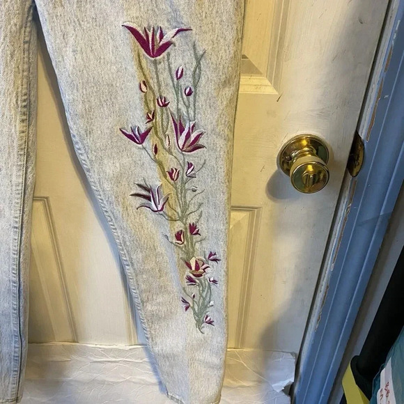 VTG 80s Daily Jeans Wear Your Body Acid Wash HighRise Sz 13/14 Embroidery Floral - Picture 7 of 9